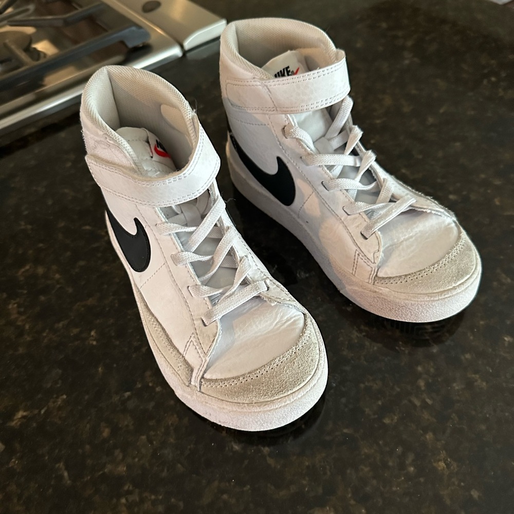 Girls Nike Blazers